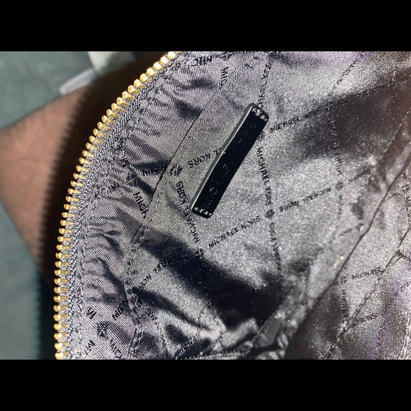 Michael Kors wallet - Picture 3 of 4